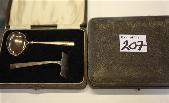 Cased set of 6 silver coffee spoons and christening set
